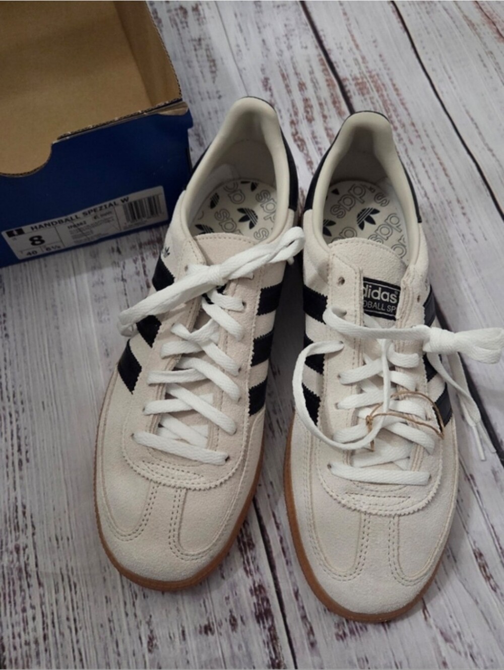 Adidas Handball Spezial Womens 7.5 8 NEW NIB Alumina / Core Black / Cloud White - Picture 8 of 13